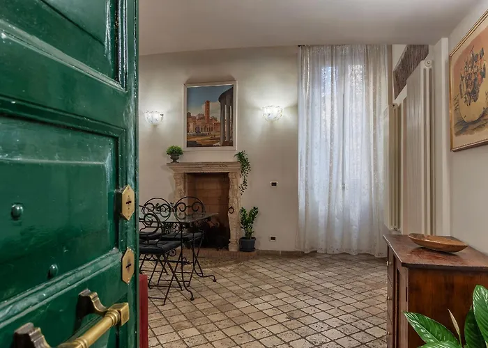 Guesthost - Near Piazza Navona *